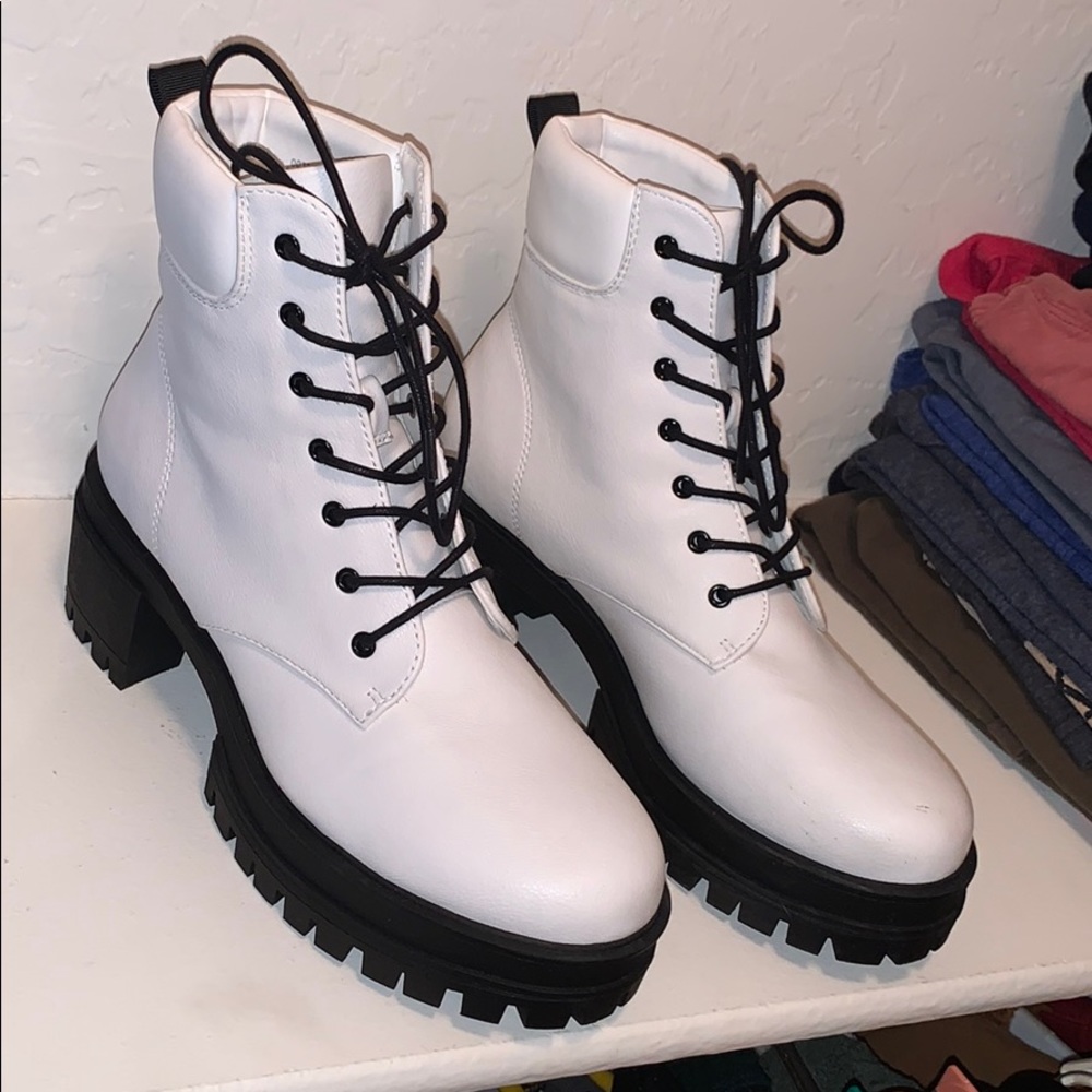 White lace up booties